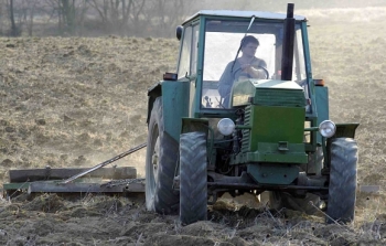 Šetrenie vlády postihne farmárov tvrdšie