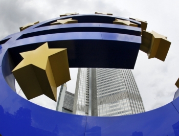 ECB pokračuje v nákupoch štátnch dlhopisov