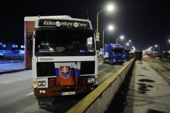 Nespokojní dopravcovia budú rozhodovať o protestnej akcii